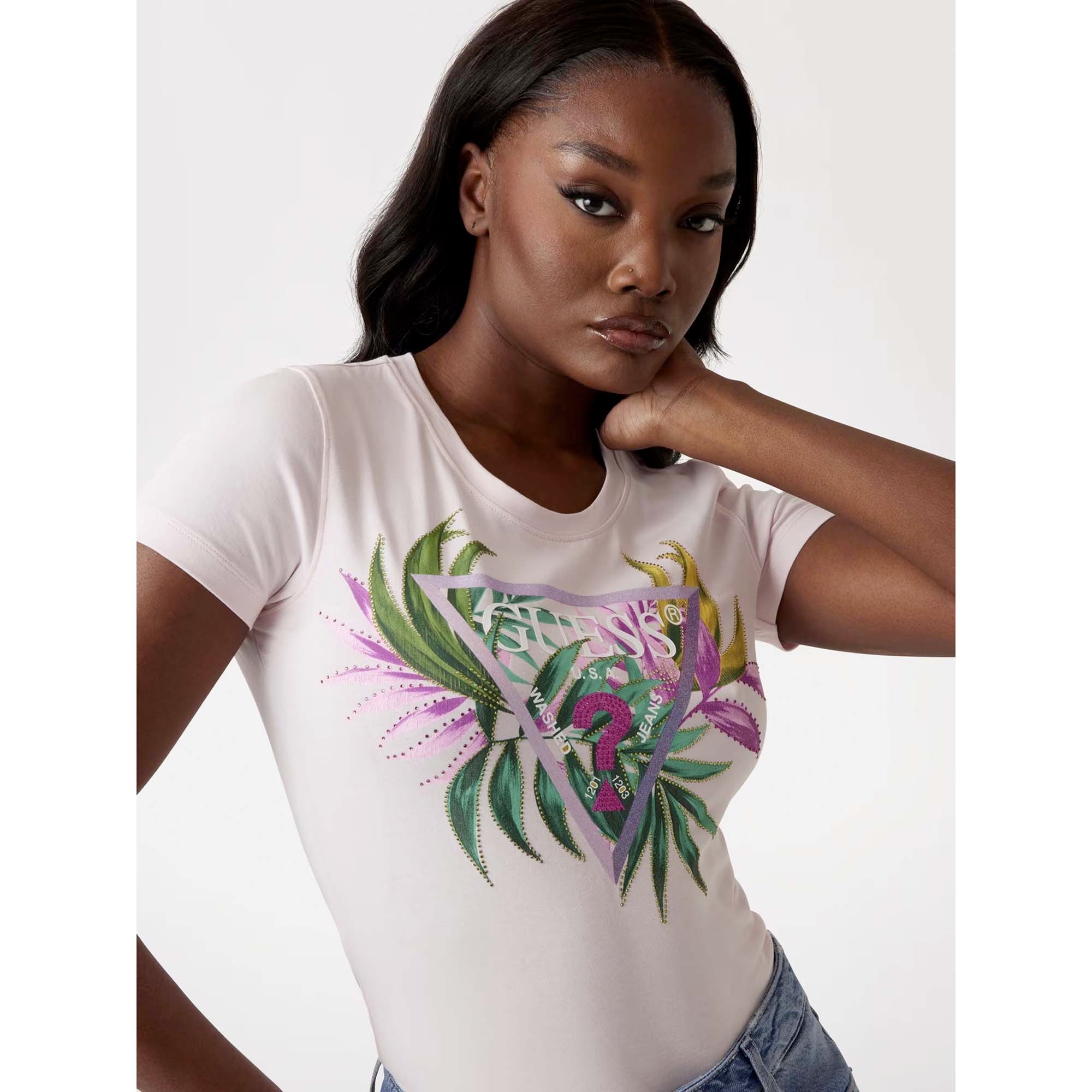 CN_SS_LEAF_TRIANGLE_TEE_W5GI07J1314_A60W_Image_4