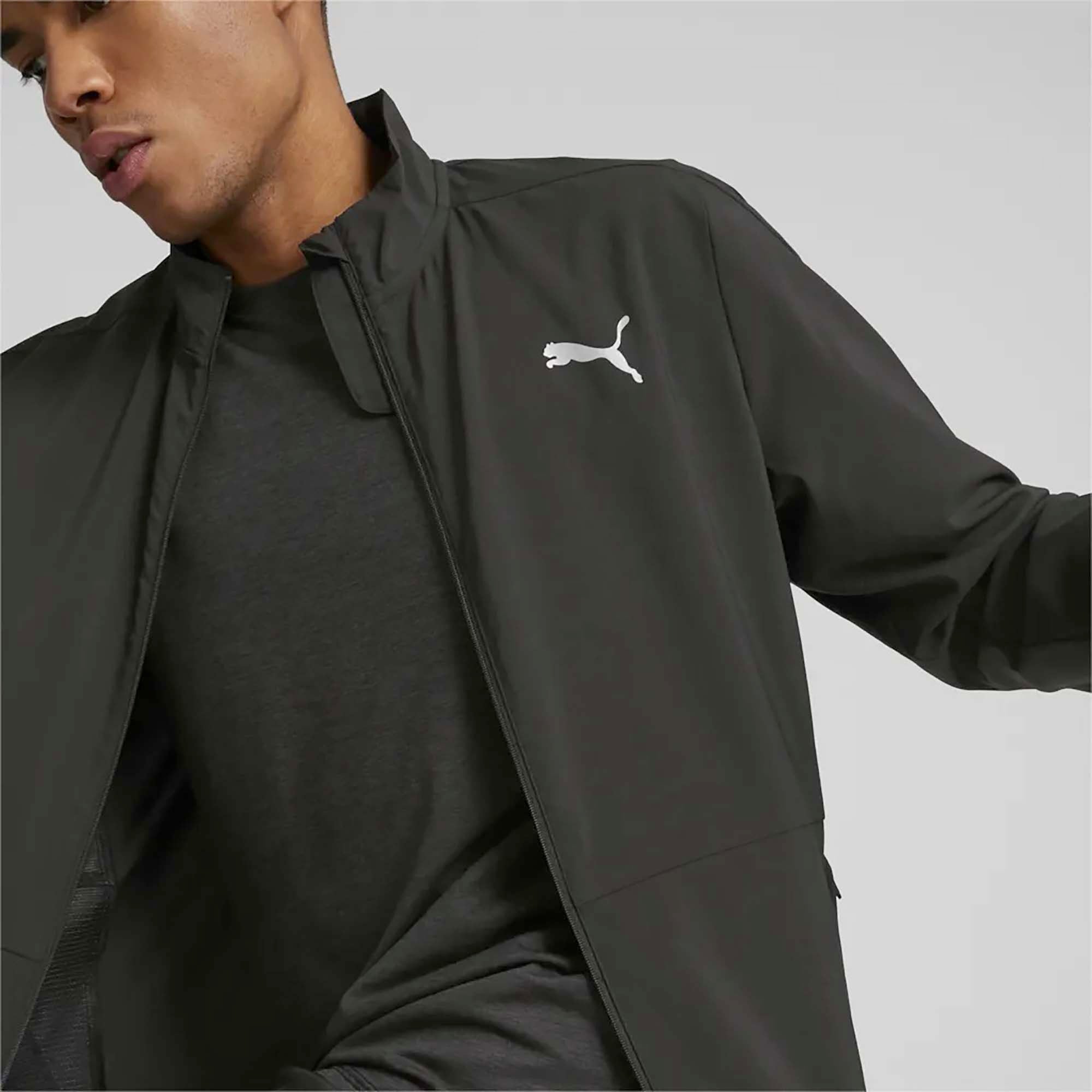 RUN_FAVORITE_WOVEN_JACKET_M_523155_01_Image_4
