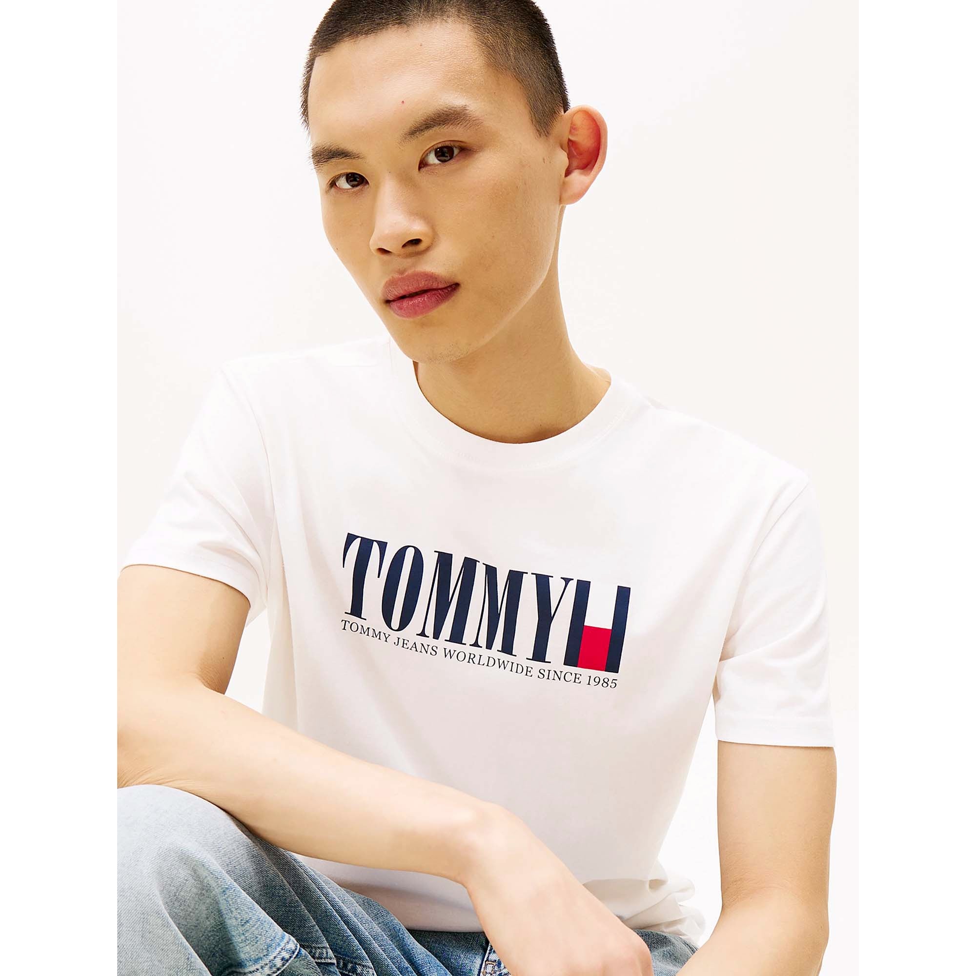 TJM_REG_TOMMY_DNA_FL_DM0DM21941_YBL_Image_3