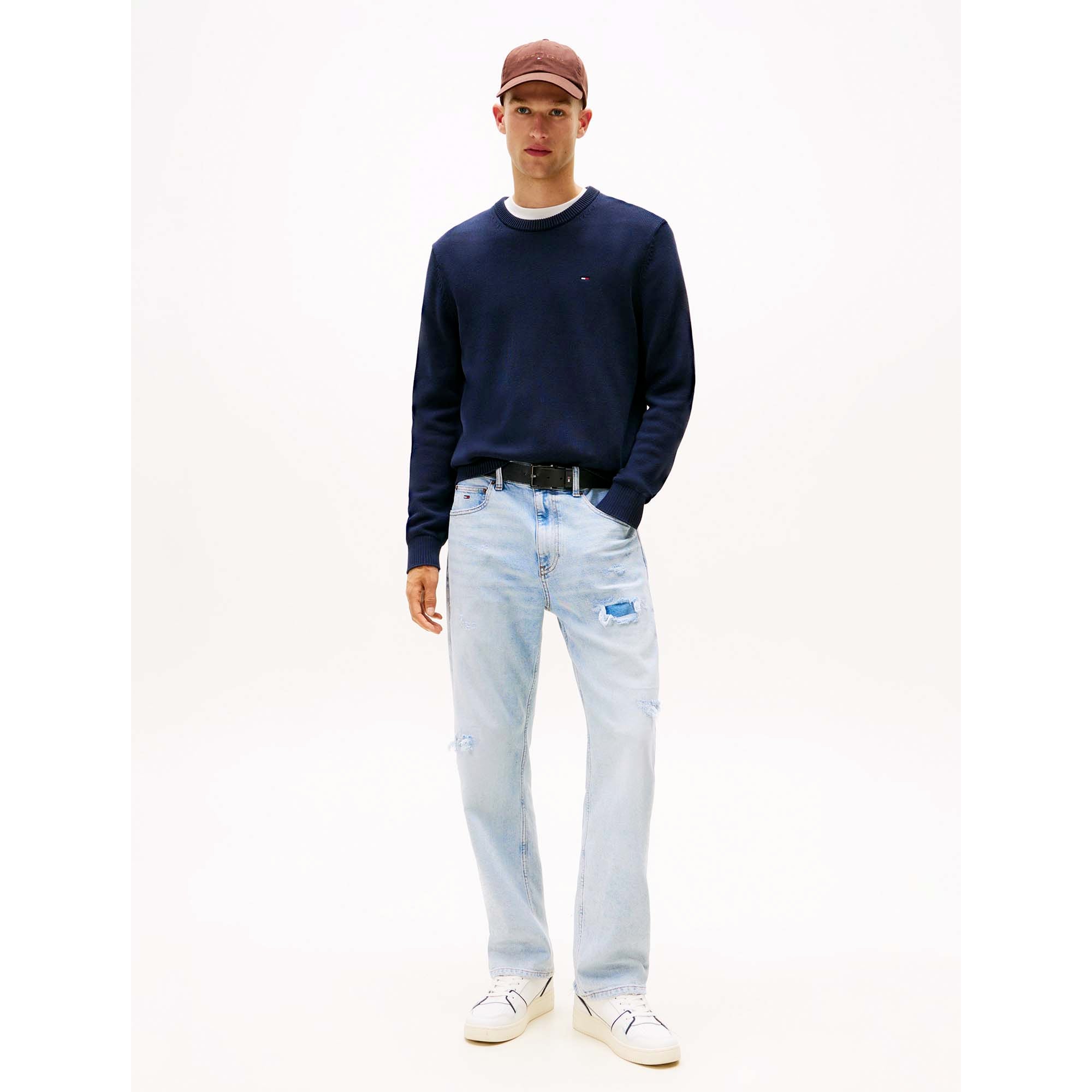 TJM_SLIM_ESS_SWEATER_DM0DM21787_C1G_Image_5