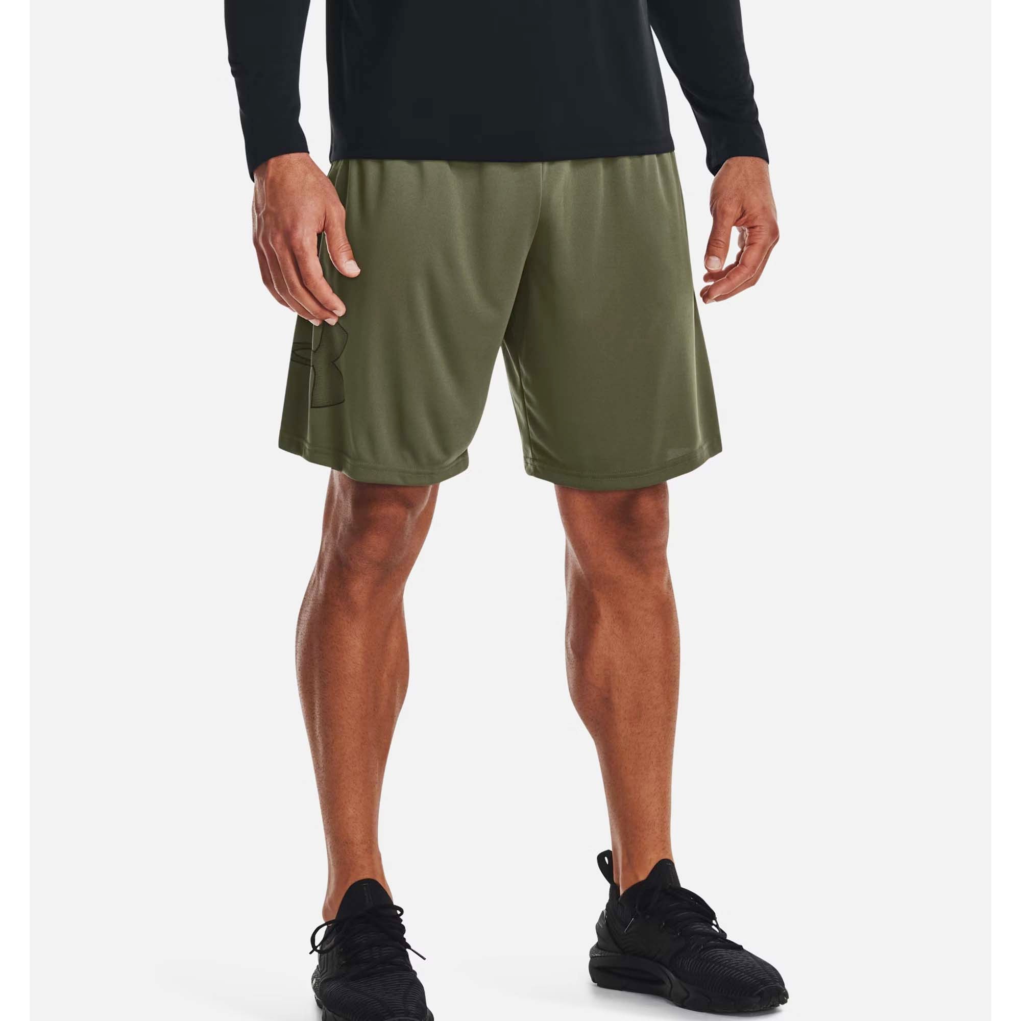 UA_TECH_GRAPHIC_SHORT_771306443_390_Image_3