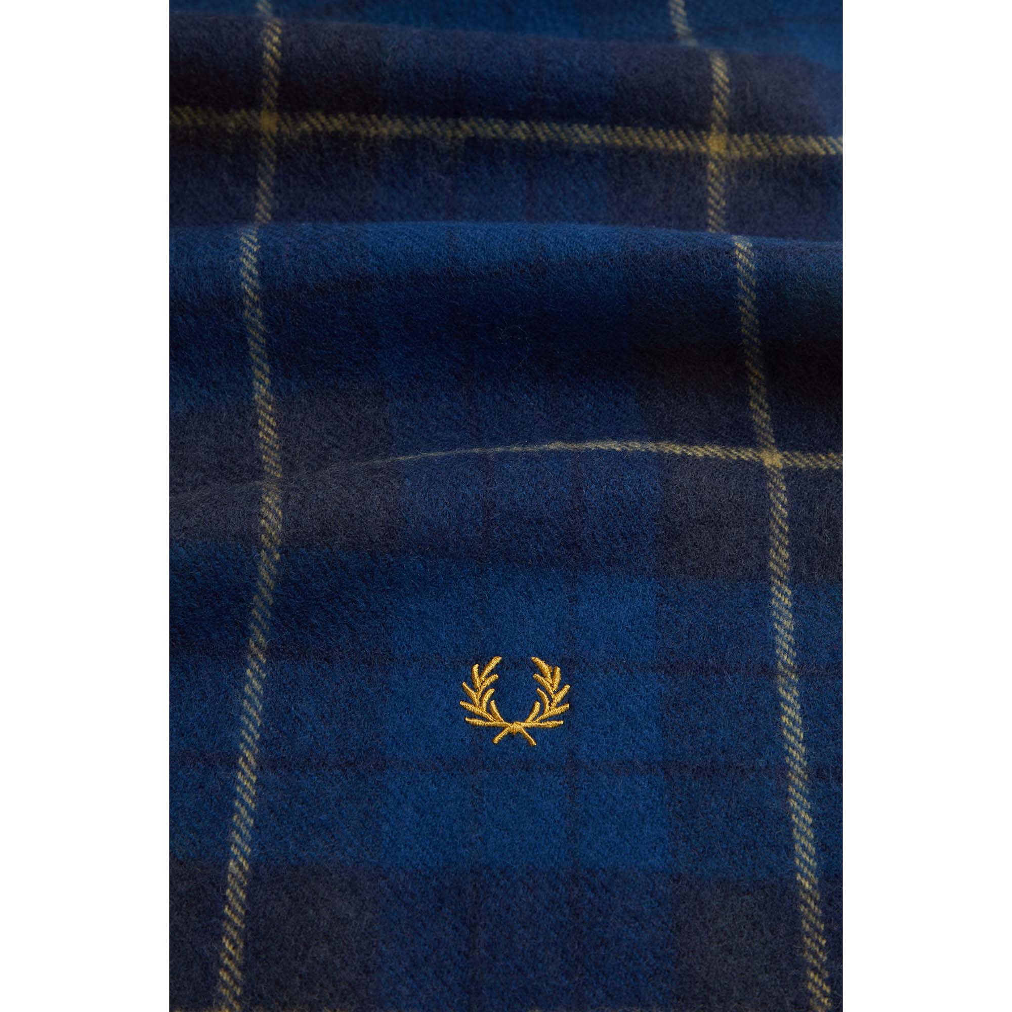 FP_LAMBSWOOL_TARTAN_SCARF_C8137_608_Image_2