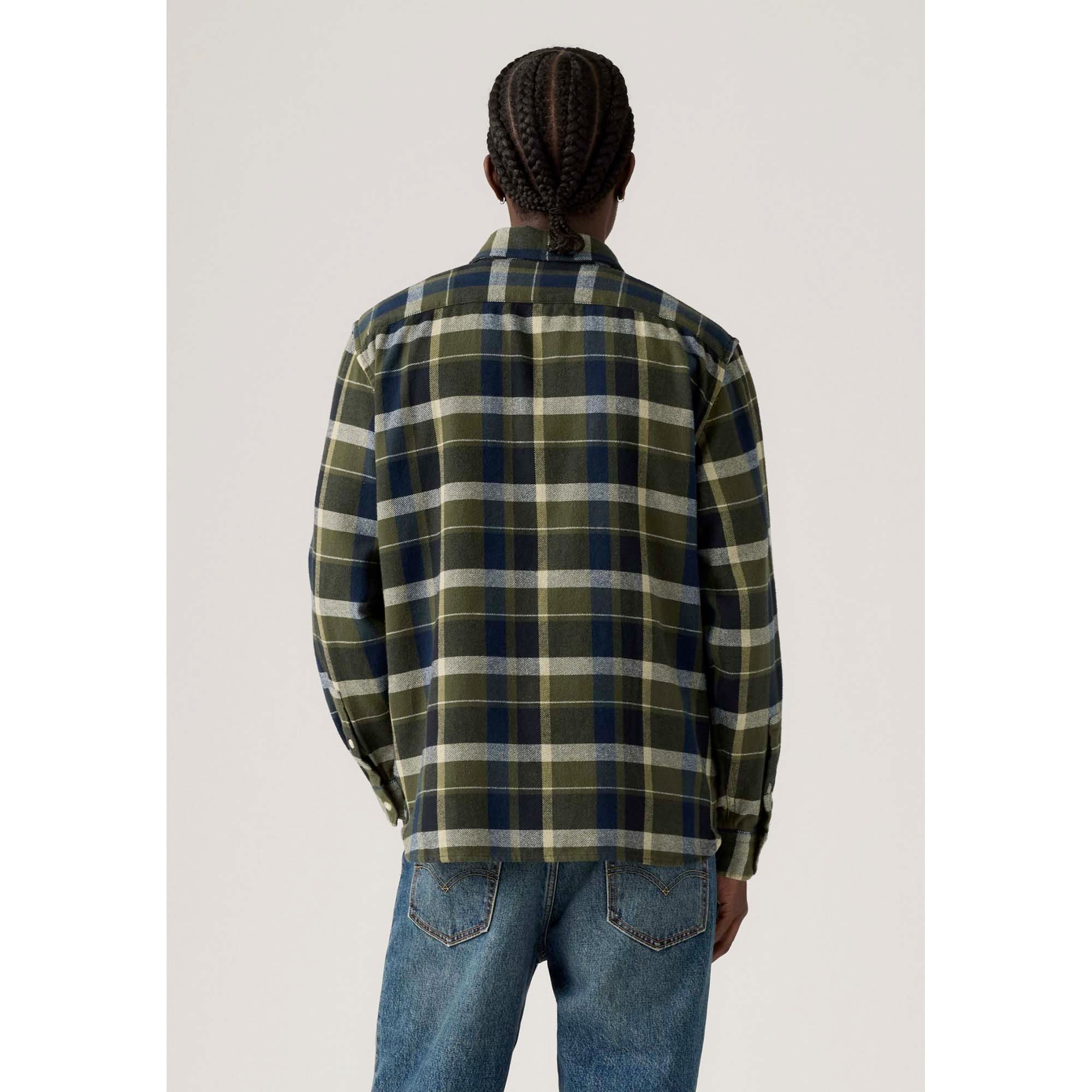 JACKSON_WORKER_MEDINA_PLAID_DEEP_DEPTHS_19573_0288_Image_3