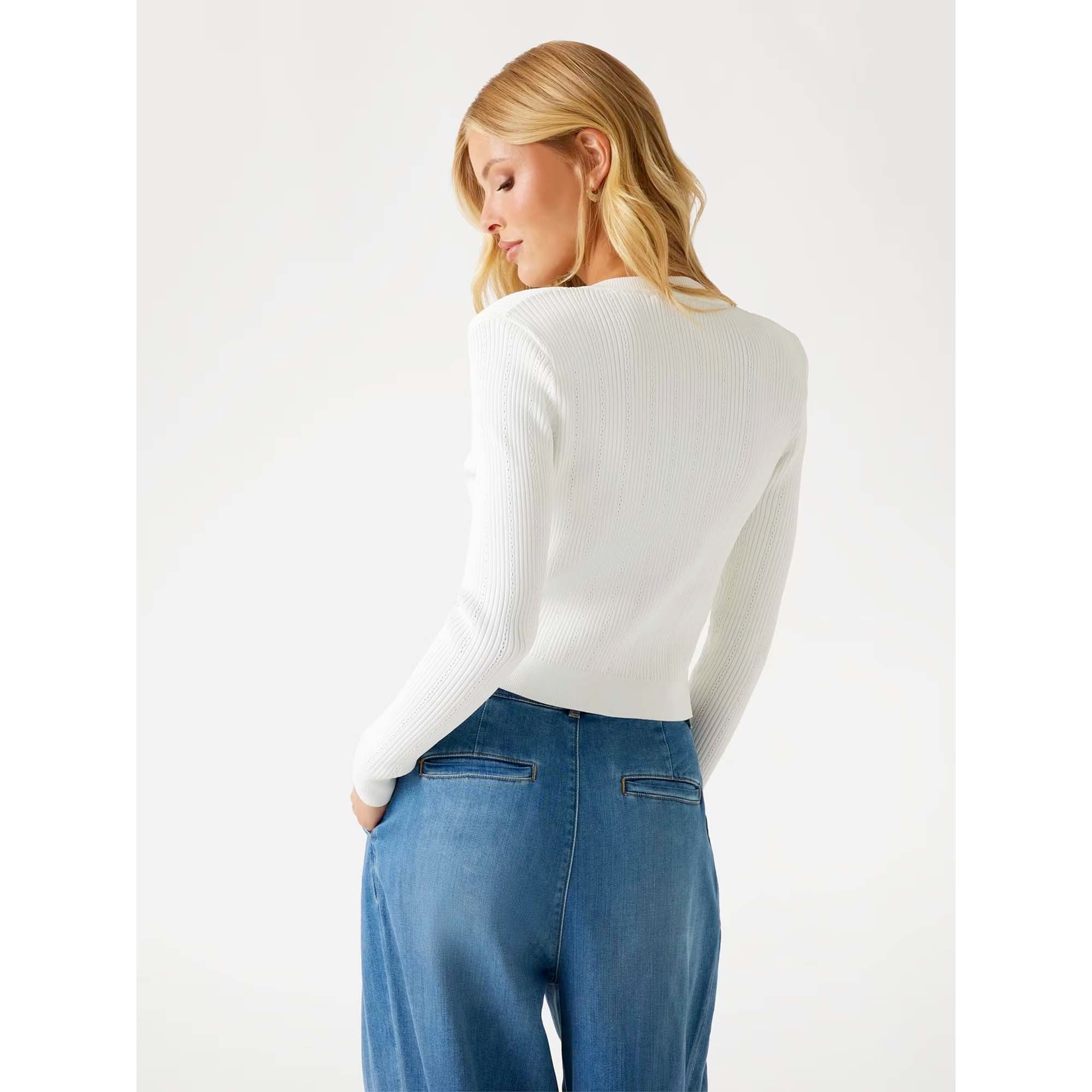 LS_CN_EMMIE_CARDI_SWTR_W5YR09Z0130_G012_Image_3