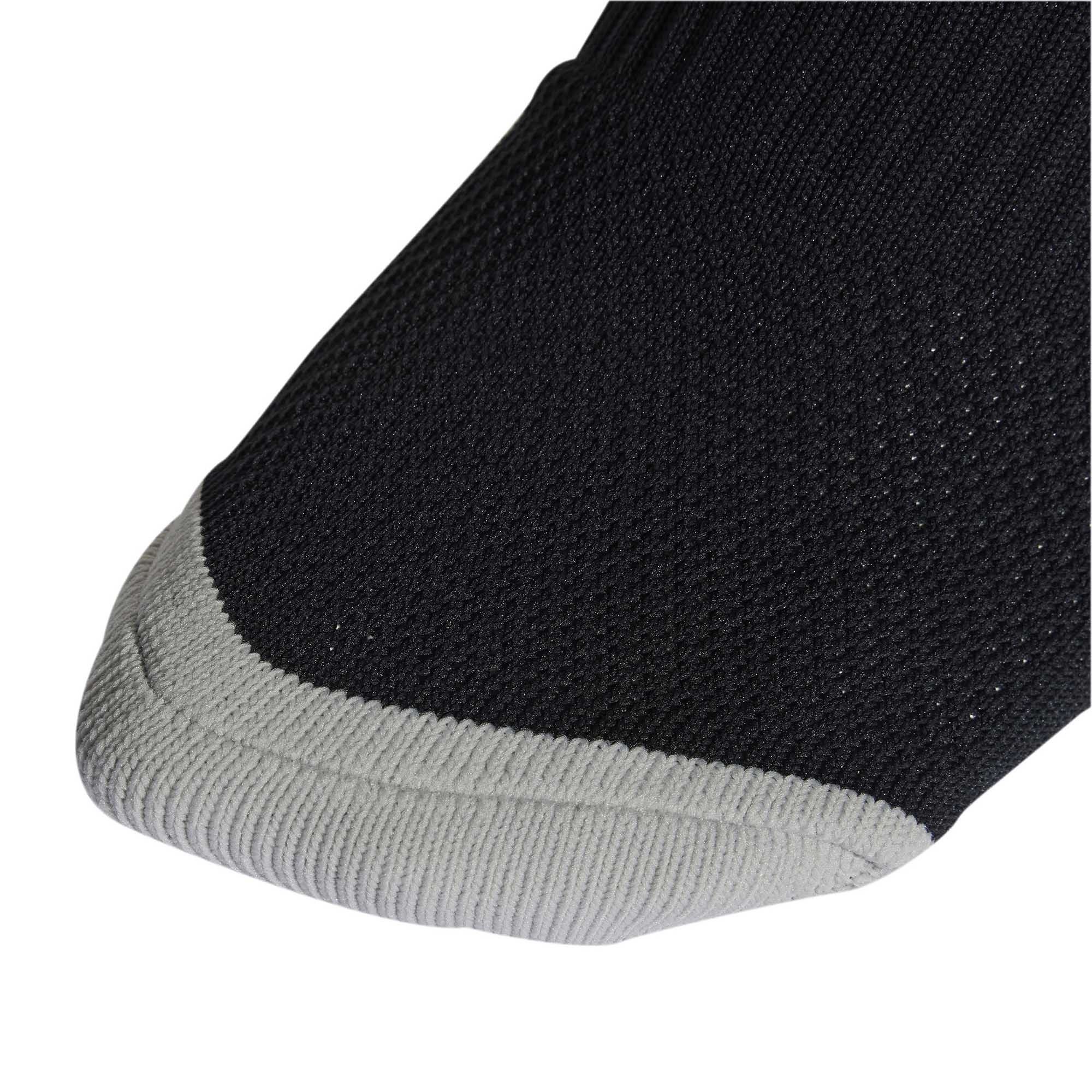 MILANO_23_SOCK_HT6538_BLACKWH_Image_2