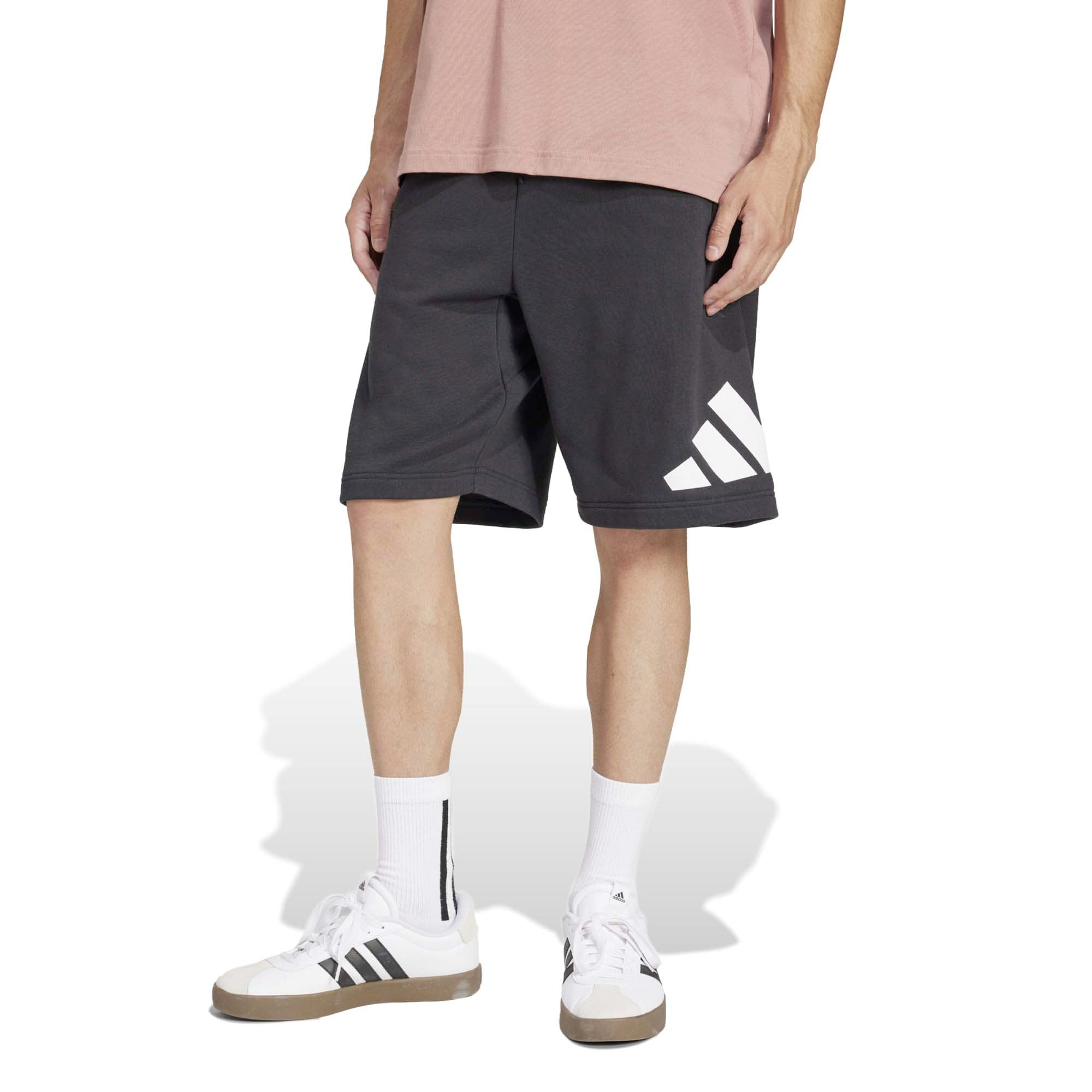 M_MH_BOSShortFT_JE8956_BLACKWH_Image_2