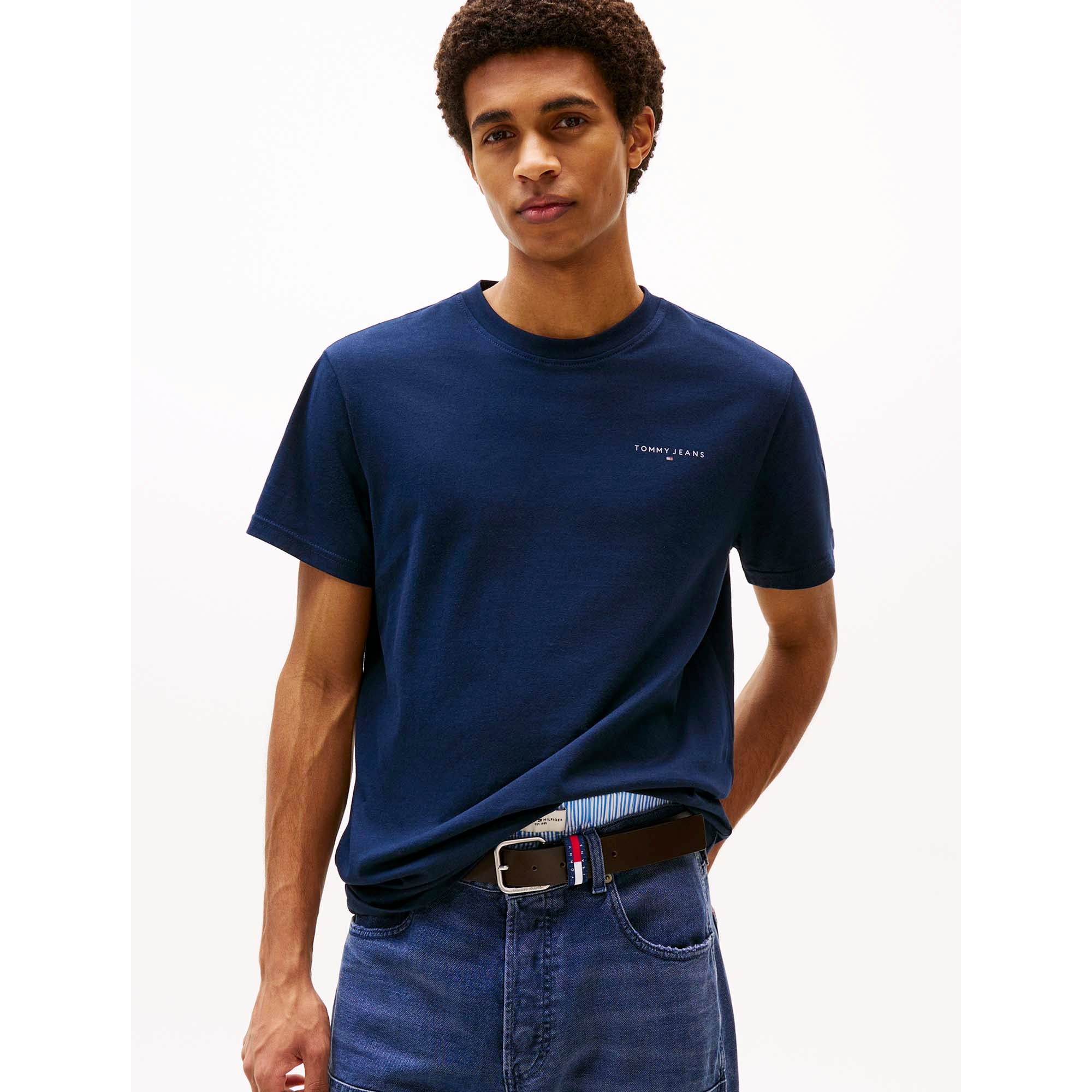 TJM_SLIM_LINEAR_CHES_DM0DM21780_C1G_Image_2