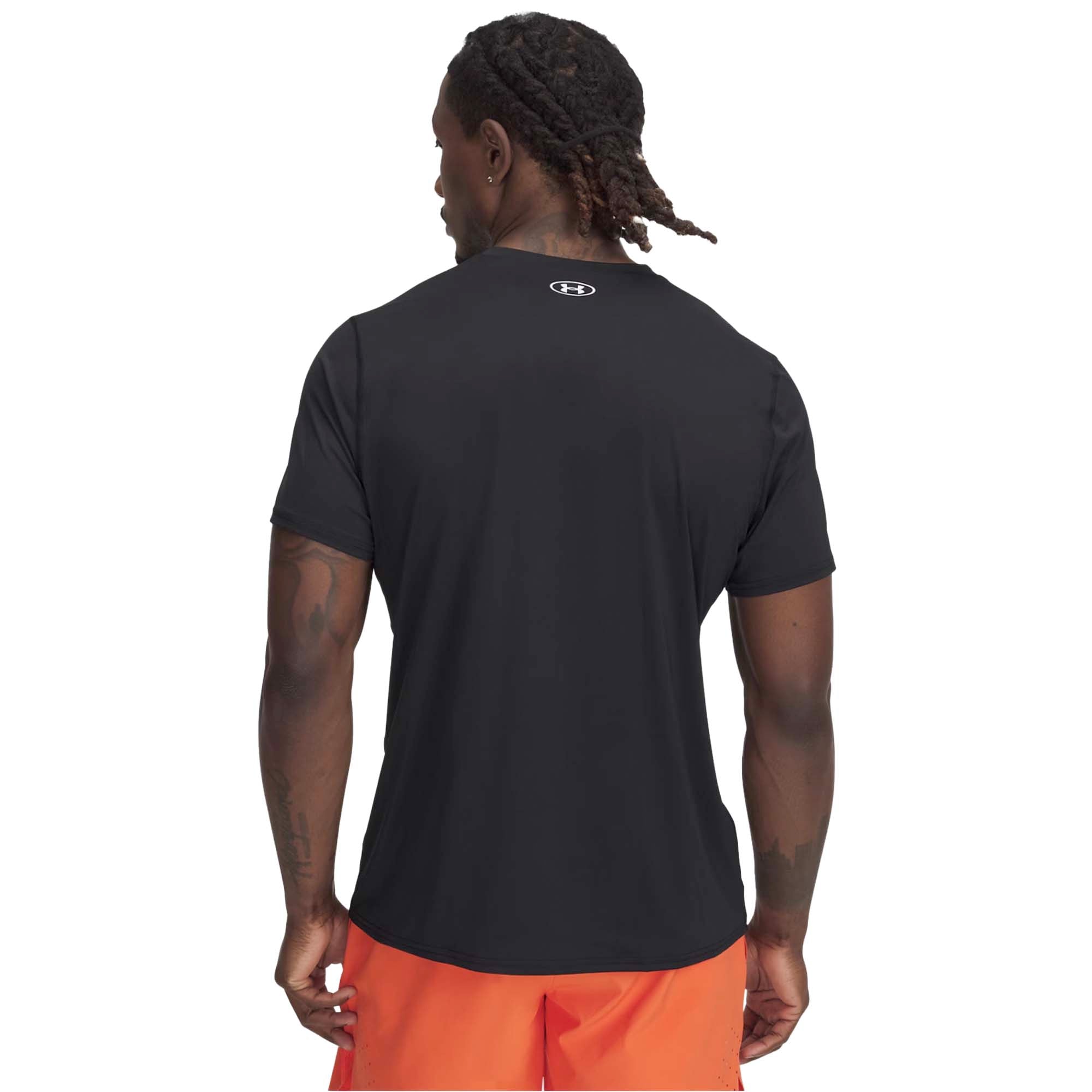 UA_HEATGEAR_FITTED_SS_776000939_001_Image_2