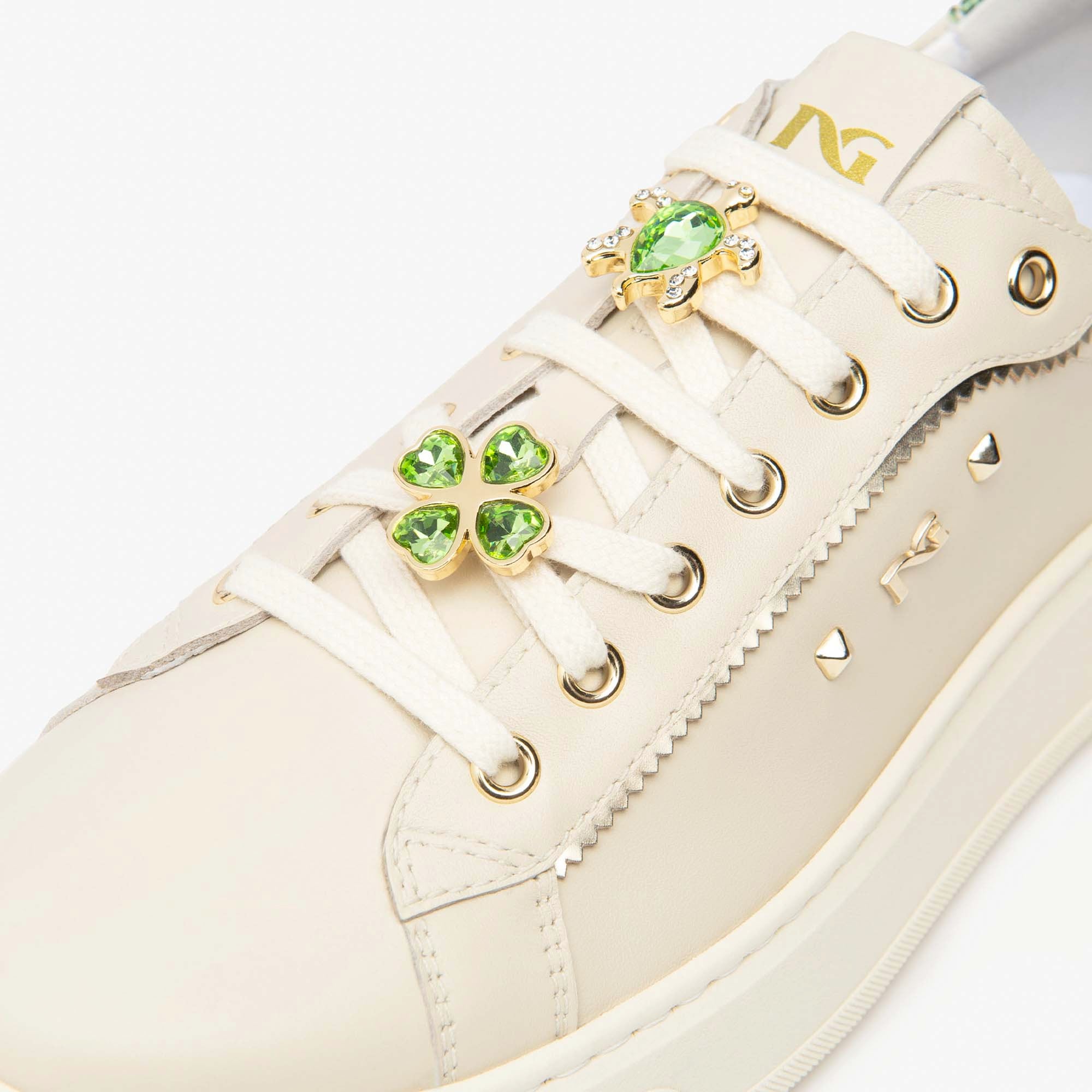 VELVET_1039_NAPPA_LUX_VERDE_2251_TBRILL_PLATINO_6_I514171D_710_Image_3