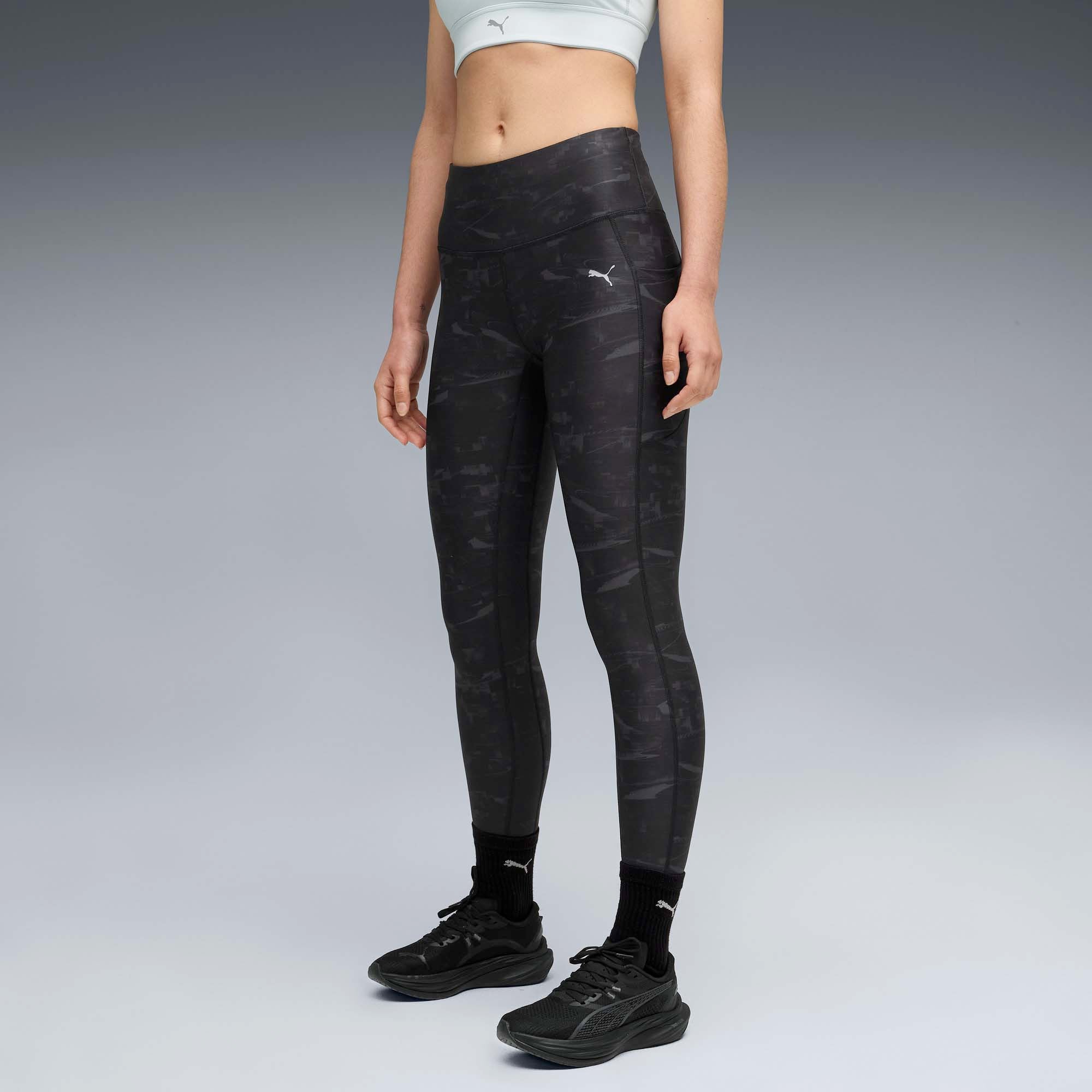 W_RUN_VELOCITY_AOP_TIGHT_527602_01_Image_2